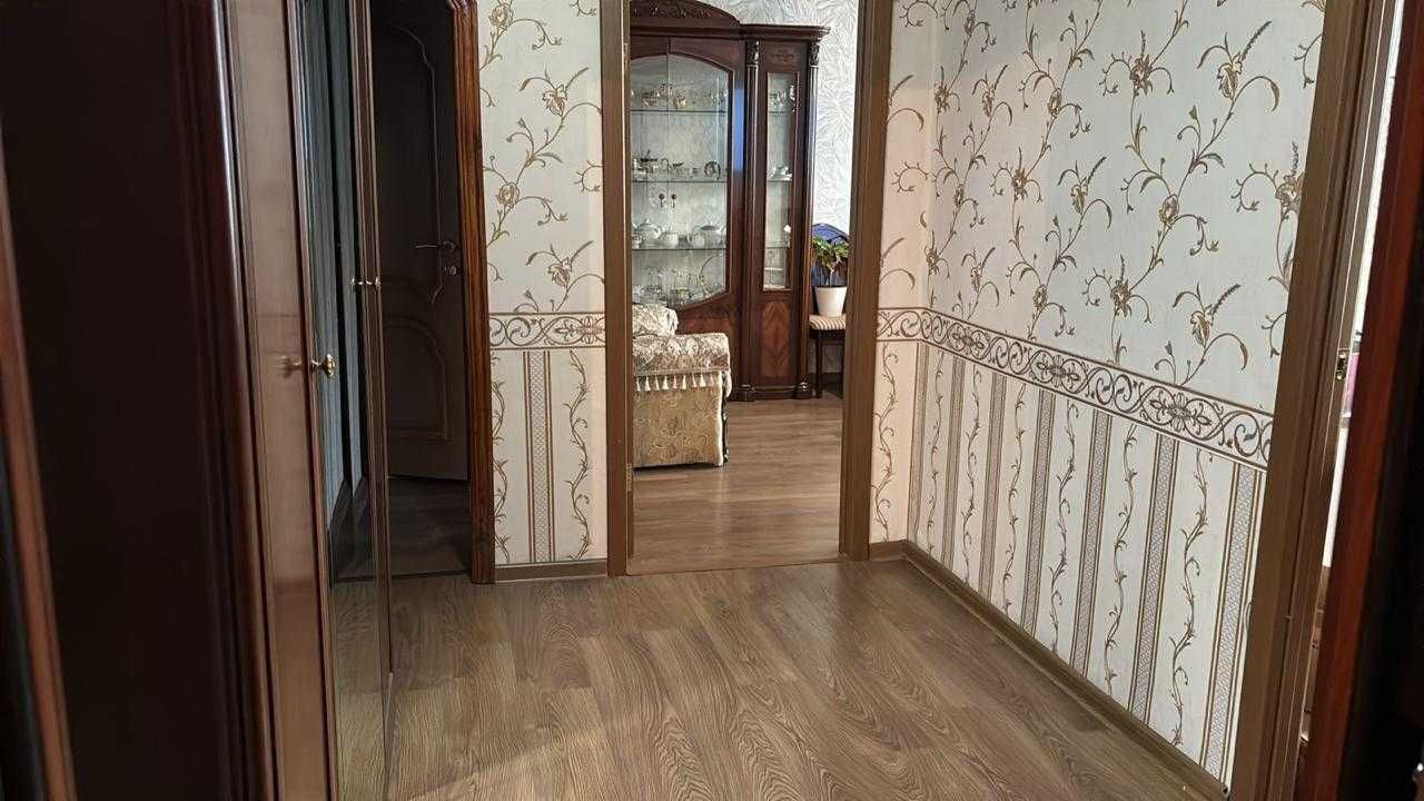ПРОДАЕТСЯ 3-х комнатная квартира в мкр.8