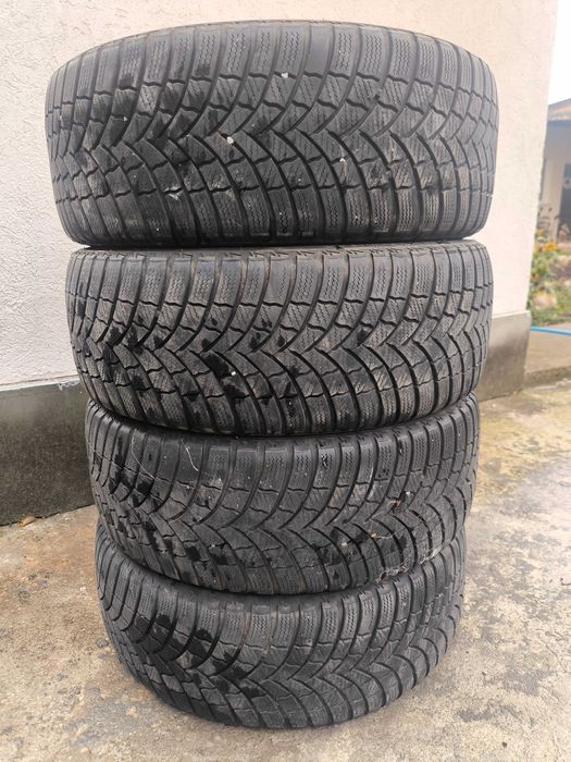 Гуми  Bridgestone 205/55/16