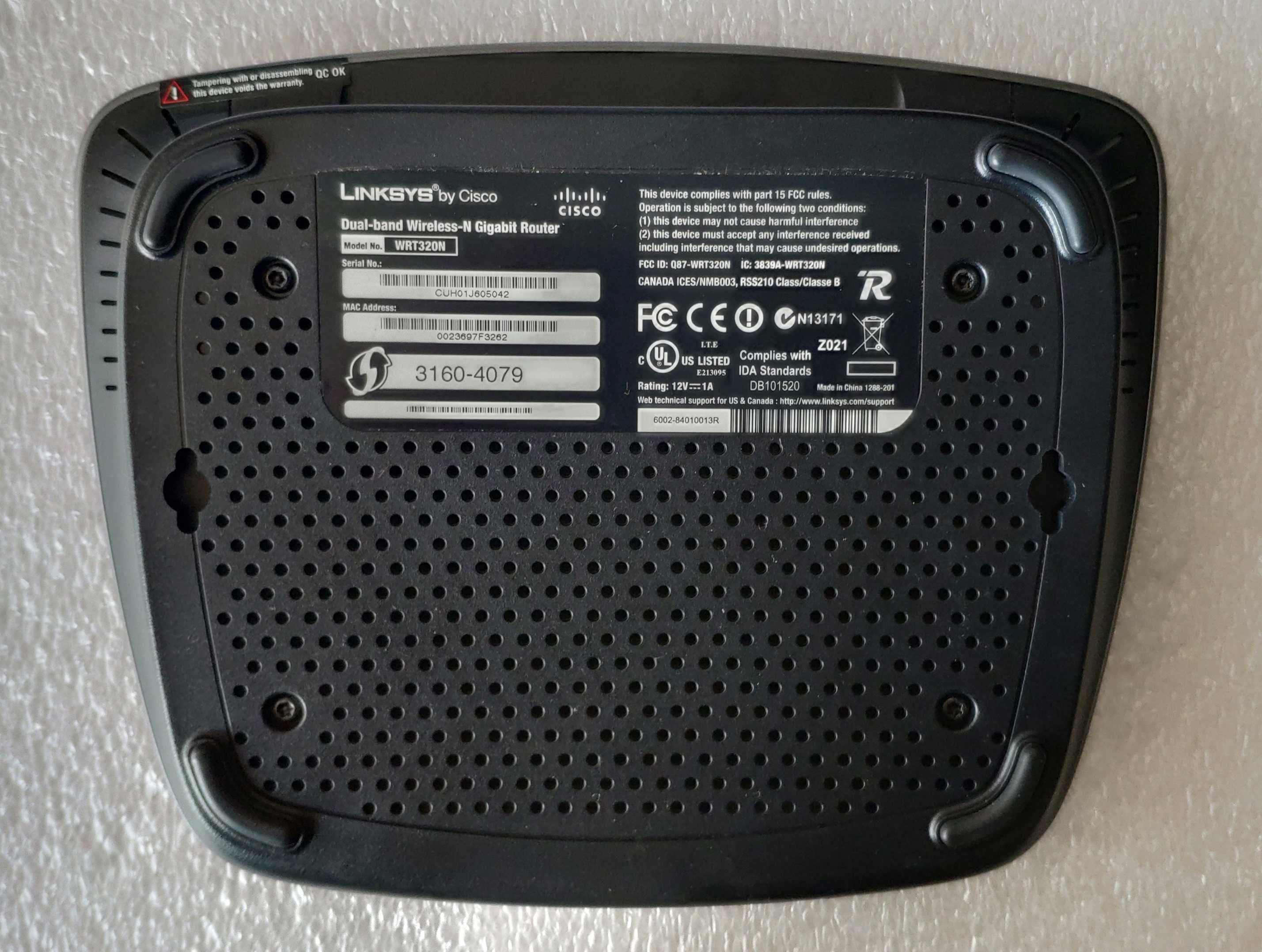 Двубандов Гигабитов Wi-Fi рутер Linksys WRT320N (Wireless N)