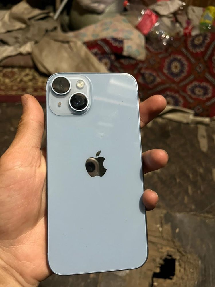 Продам IPhone 14