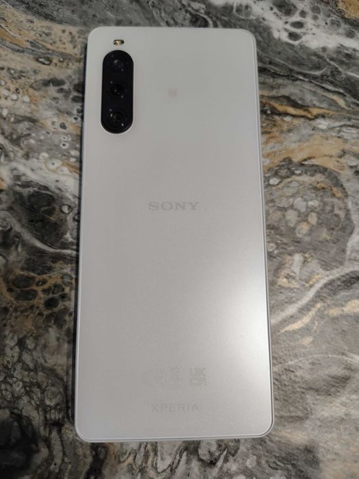 продавам sony xperia 10 V XQ-DC54