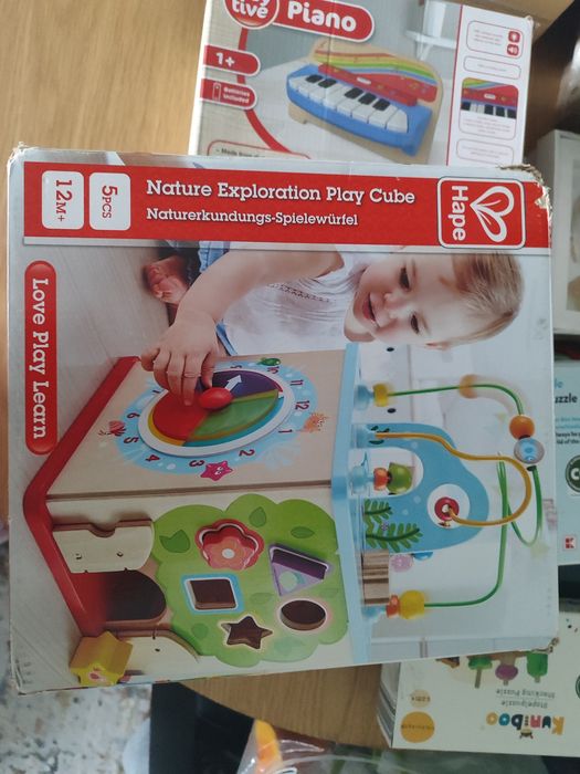 HAPE Монтесори куб - Мултифункционален куб с ксилофон + подарък пъзели