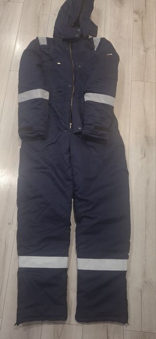 Продам комбез зимний