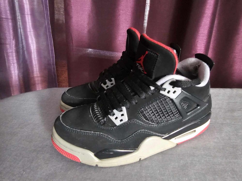 nike air jordan 4 bred