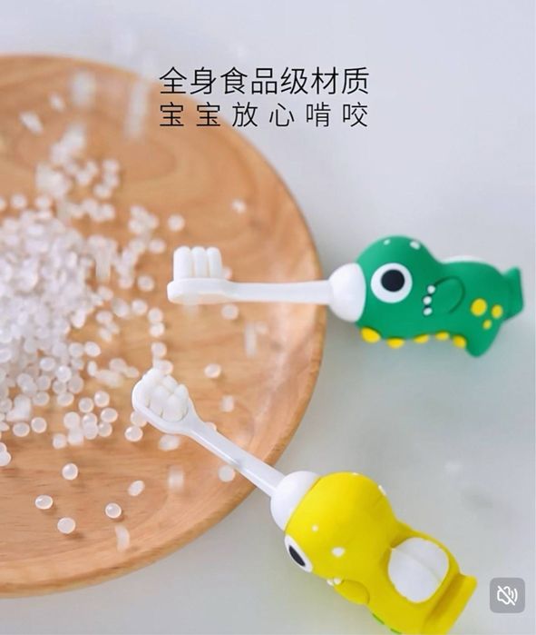 EMXEE嫚熙 болалар учун “Дино” шаклдаги ультра юмшоқ тиш щёткаси