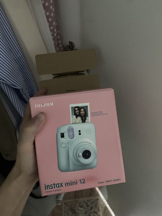Обмен на телефон instax mini 12 НОВЫЙ! В отличном состоянии.