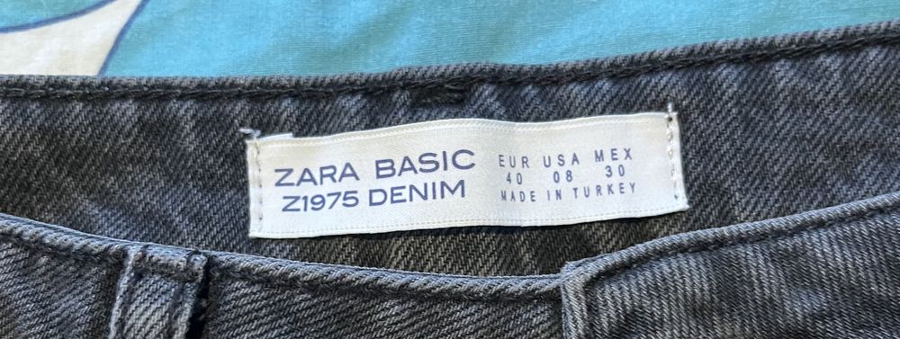 Дамски дънкови панталонки ZARA