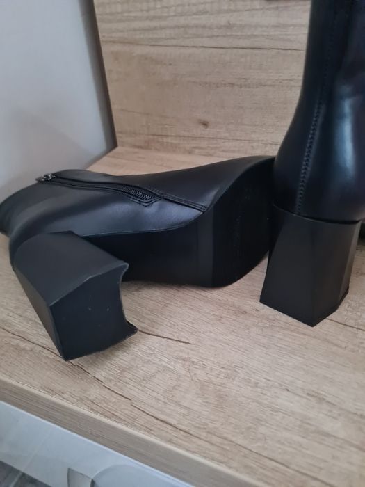 Черни боти 39 номер