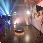 Cabină foto mirror, videobooth 360, sonorizare, lumini, schelă