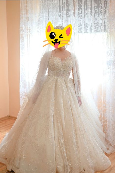 Rochița de mireasă de vânzare