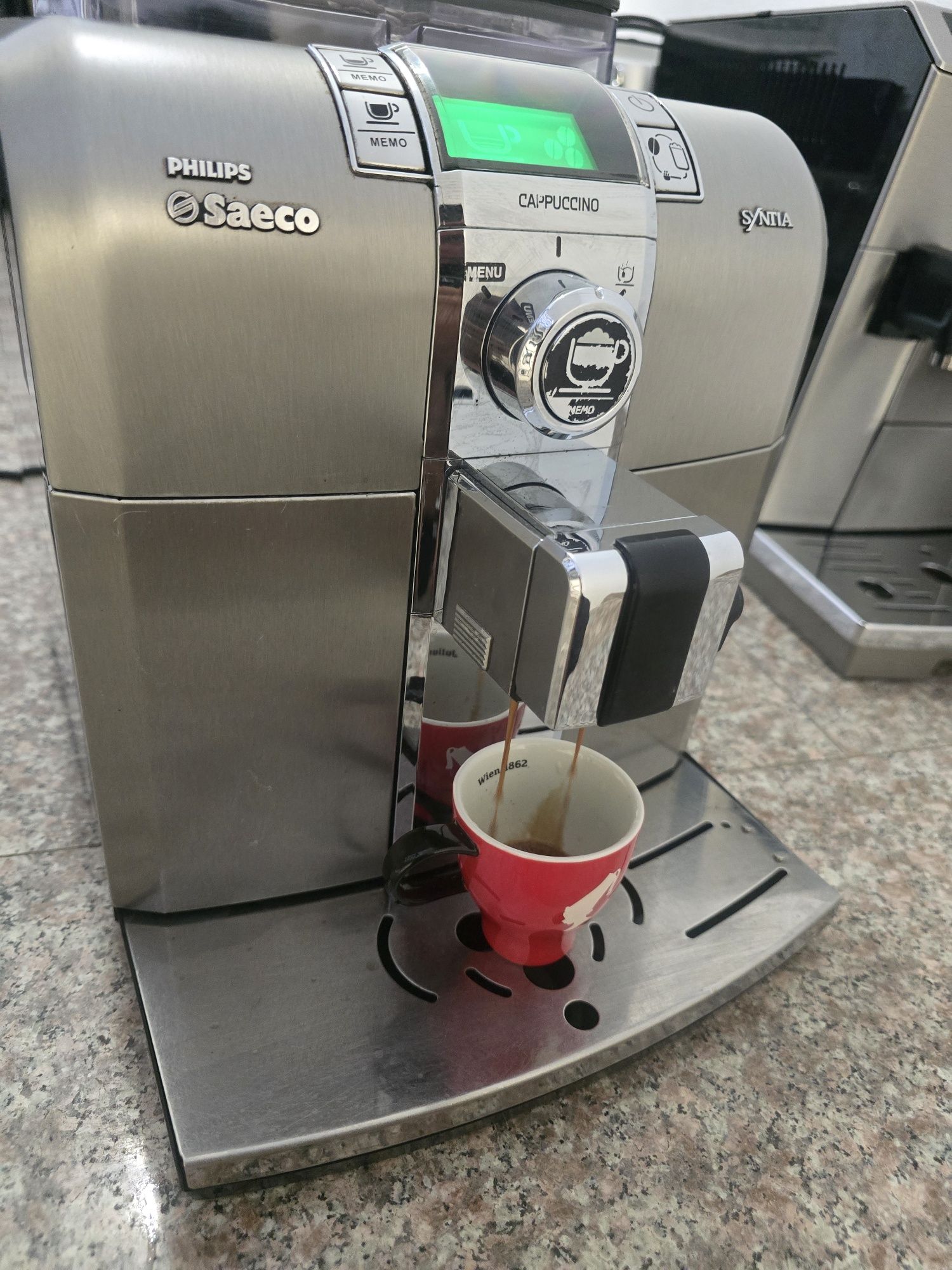 Кафемашина Saeco syntia capuchino