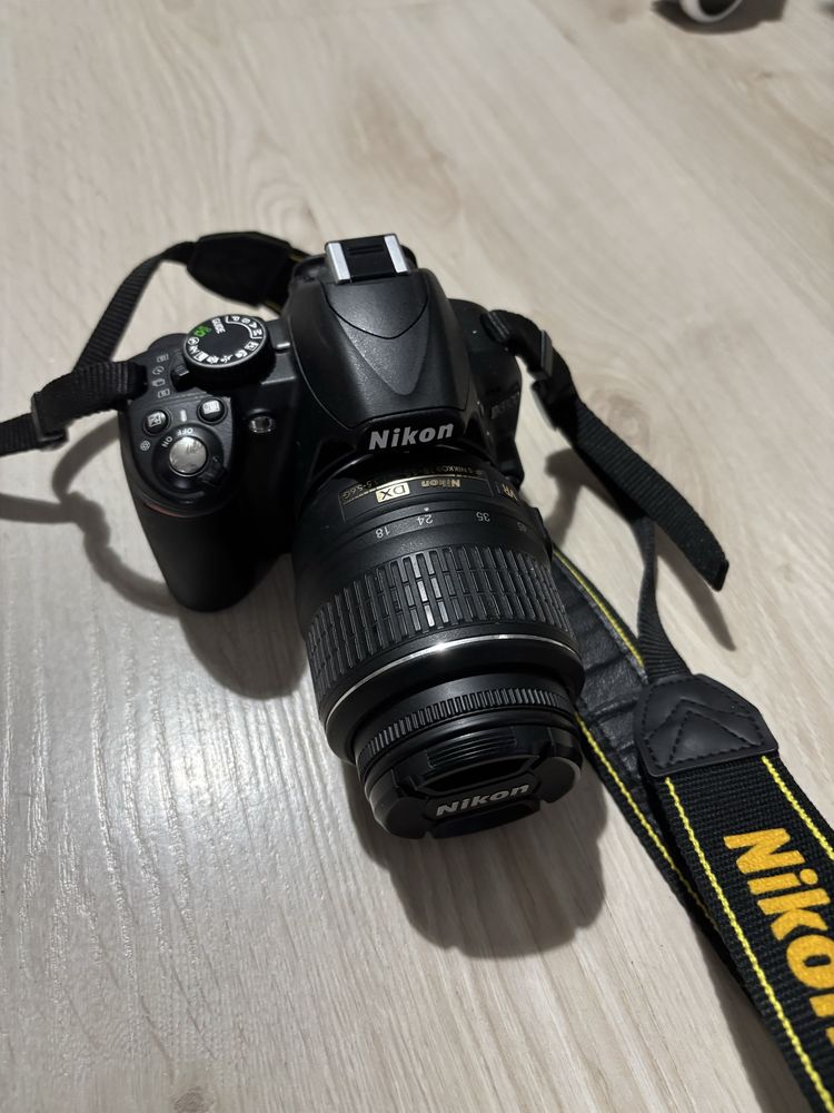 Camera foto DSLR Nikon D3100 - pachet complet