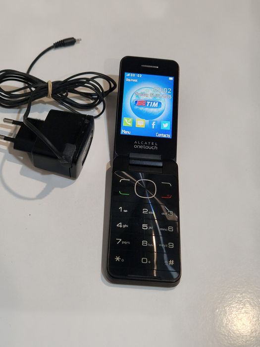 Telefon cu clapeta Lg