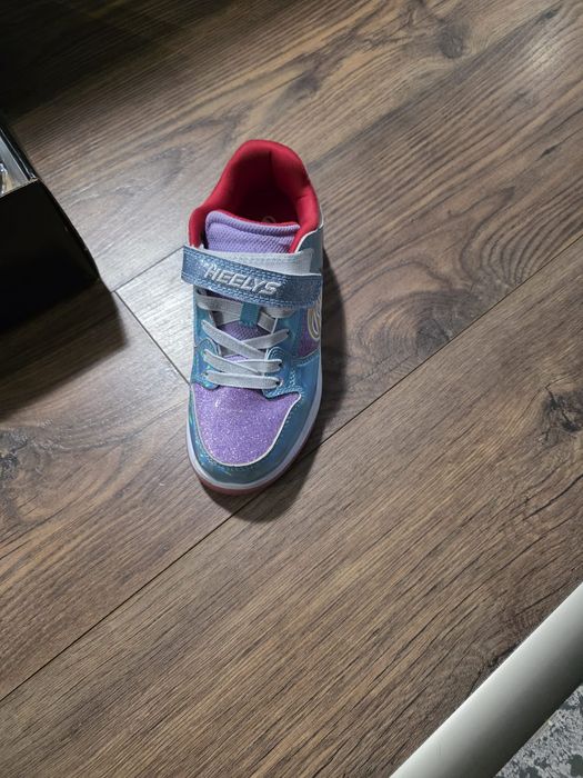 Adidasi Hellys nr 33