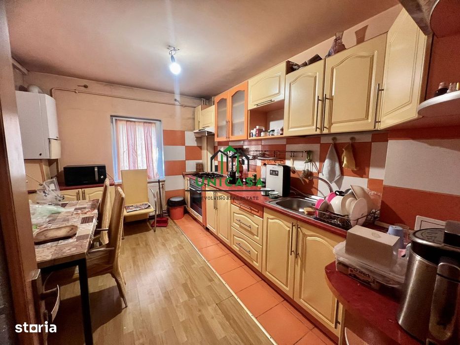 Apartament 4 camere – Traian Nord, Râmnicu Vâlcea – Etaj 1/4