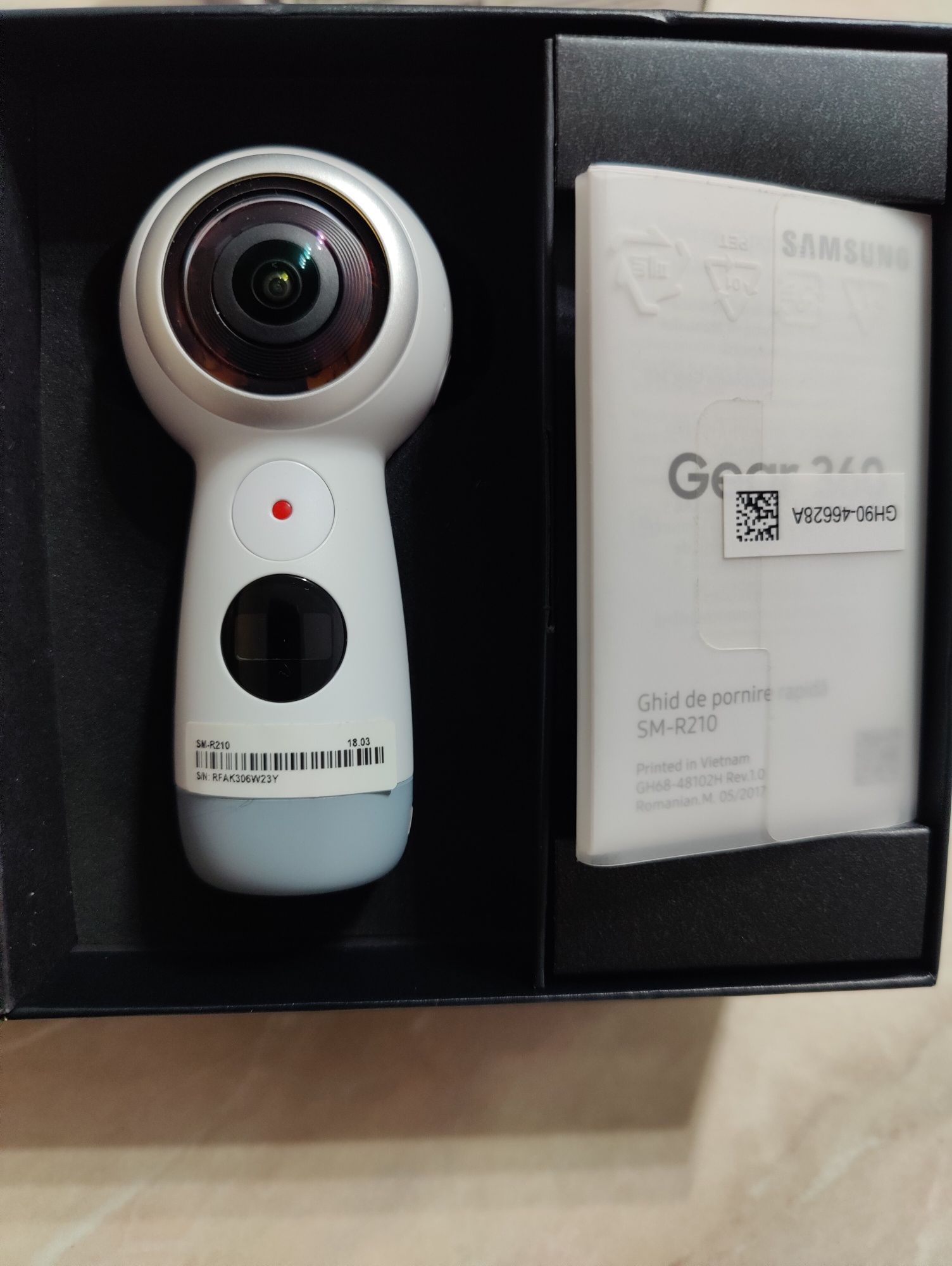 Camera Samsung GEAR 360 - stare excelenta!