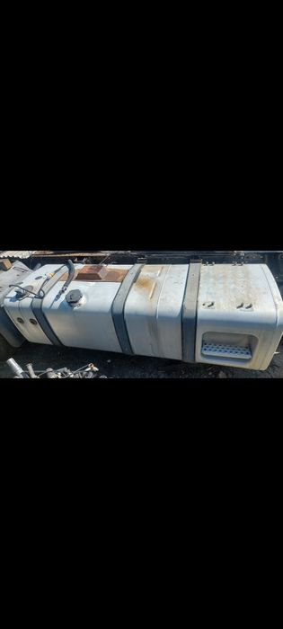 Rezervoare Daf, man tgx euro 6 700 litri