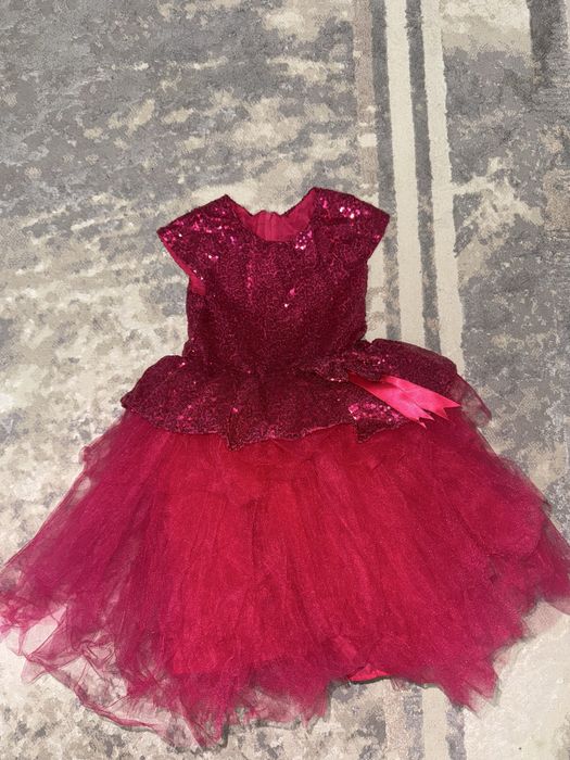 Платье для девочки лет 7-8