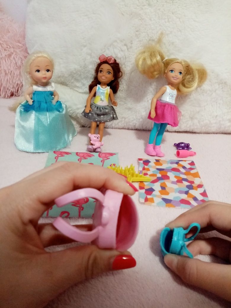 Кукли комплект от семейството на Барби.