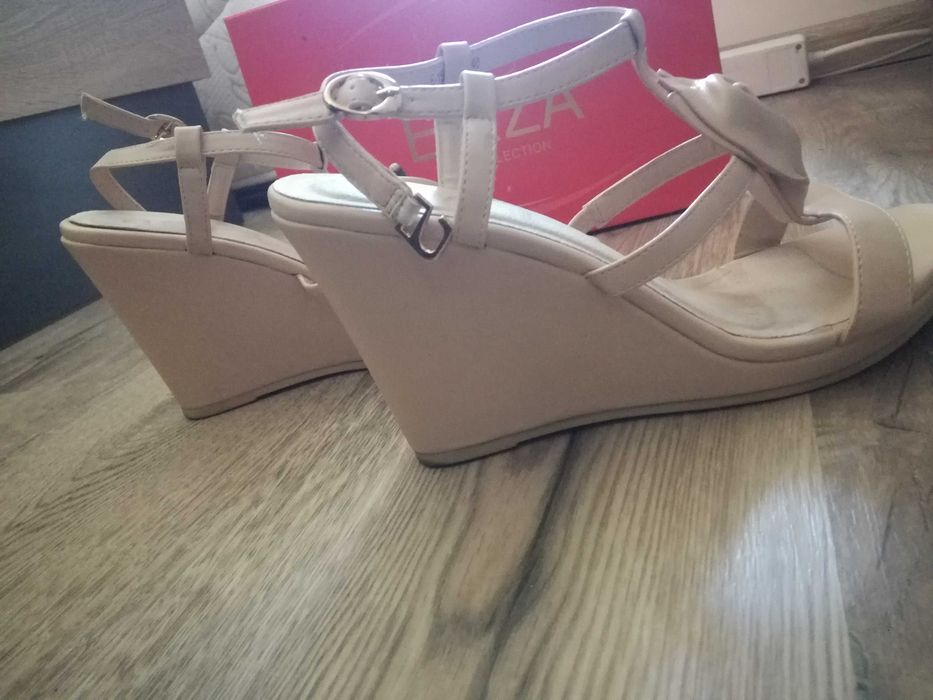 Сандали на платформа 8см