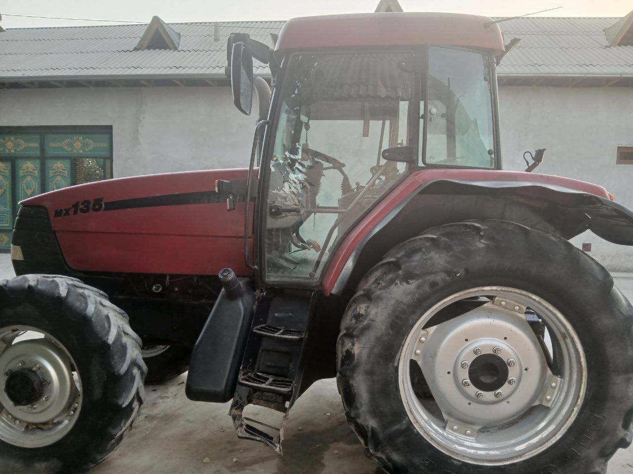 Mx 135 casee Traktor