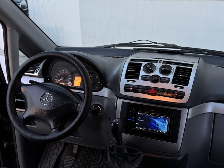 Mercedes Benz Vito 115 CDi 8 Locuri Import Germania