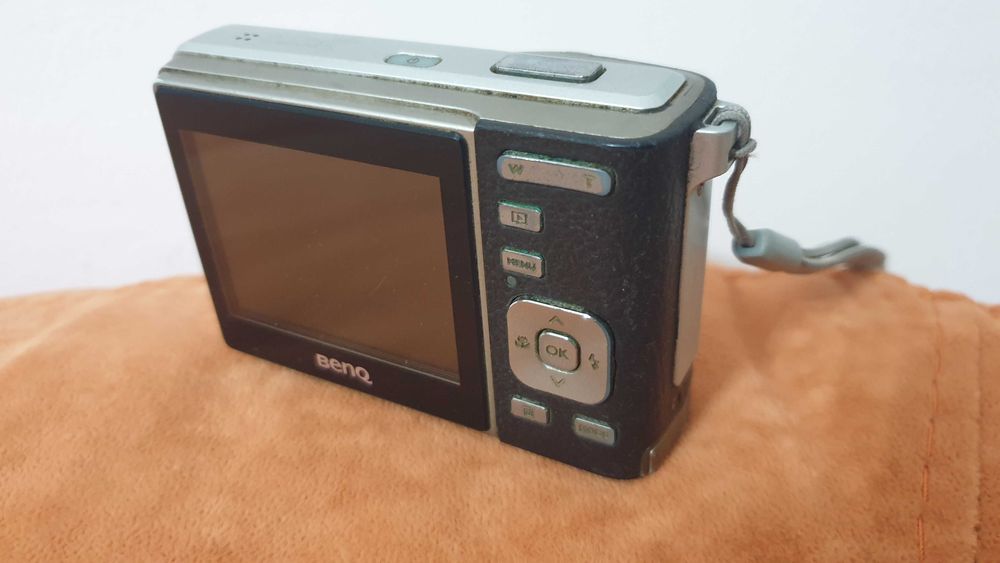 фотоапарат BenQ DC-C750