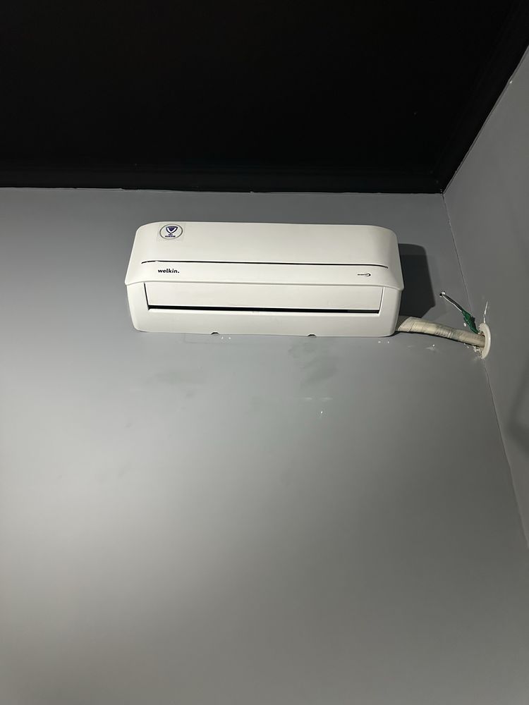 Кондиционер midea Walkin invertor 12