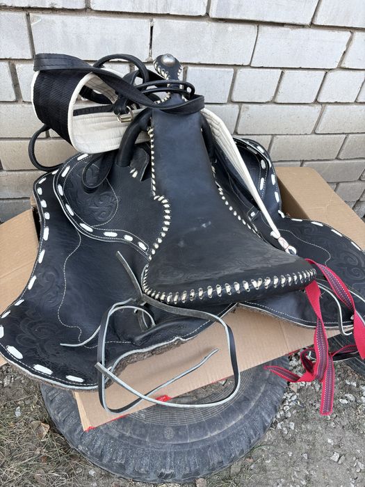 Седло (ертокым) новый, в комплекте