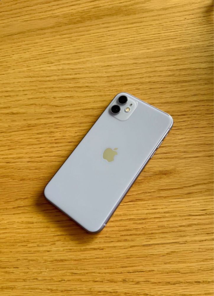 Vând iphone 11 Purple