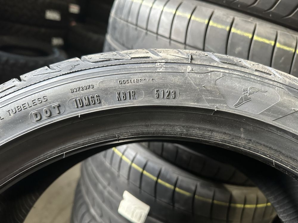 275/35/19 245/40/19 GOODYEAR RunFlat