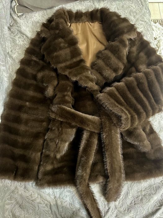 Новая    Эко шуба
