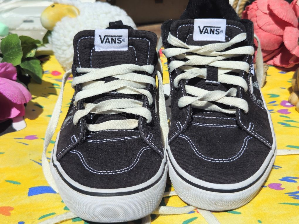 Vans оригинални кецове