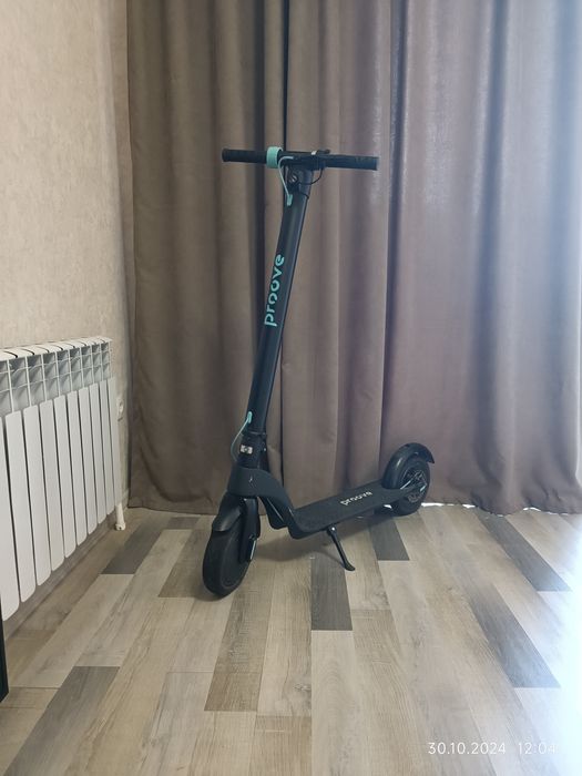 Электросамокат Proove.