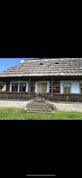 Casa traditionala,autentica bucovineana de vanzare.