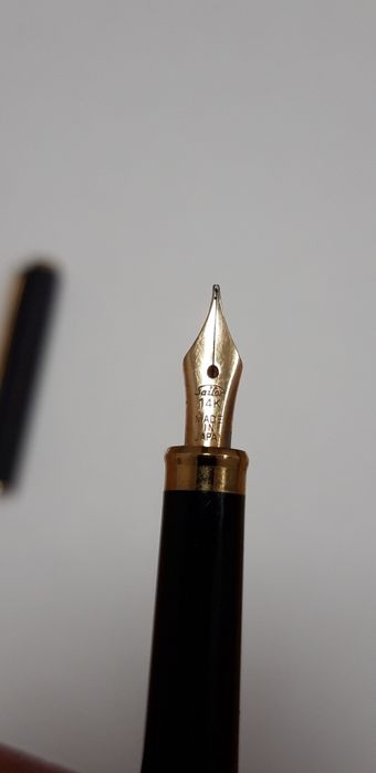 Stilou sailor cu penita de aur 14k japan