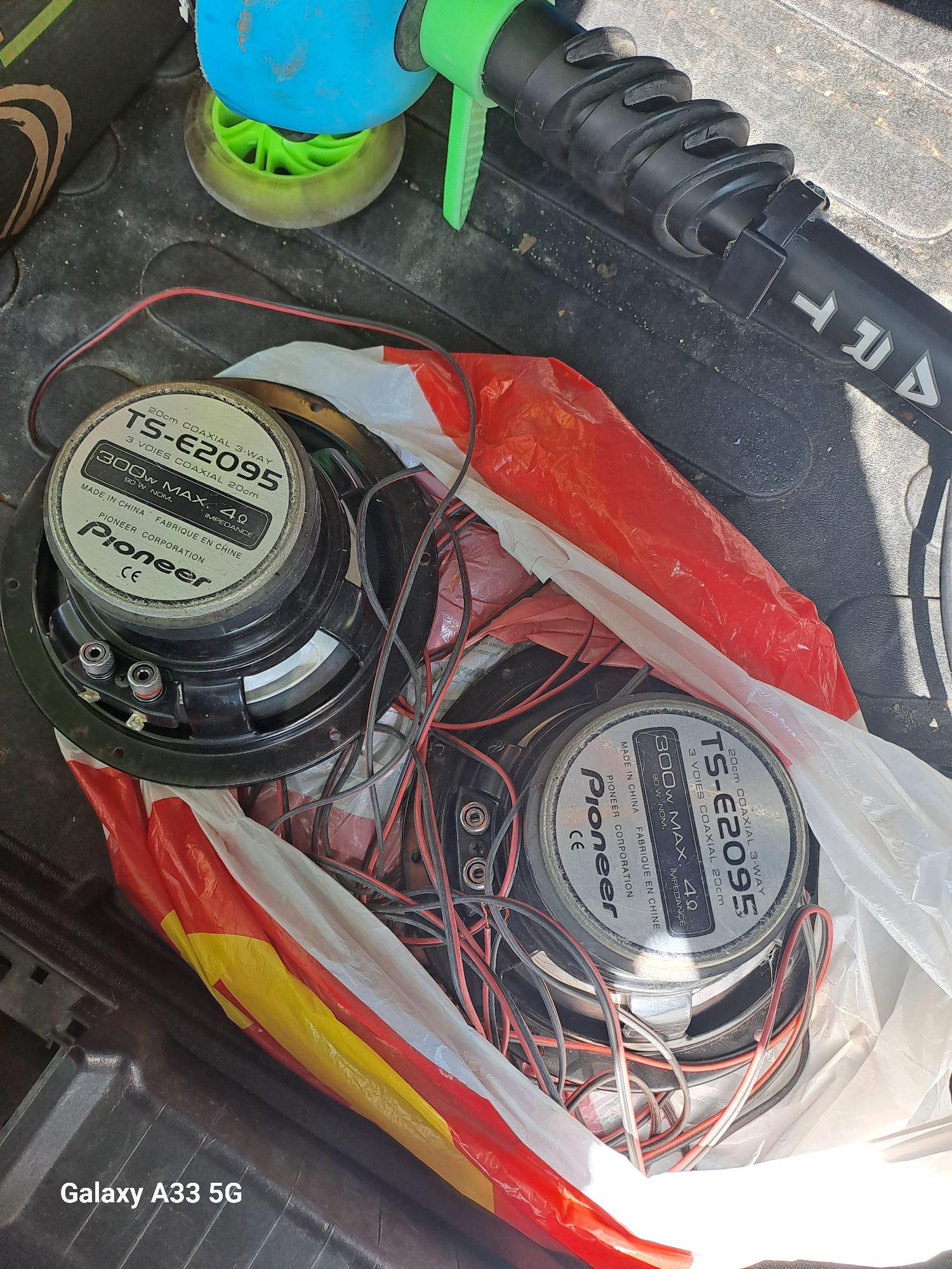 Колони Pioneer за кола
