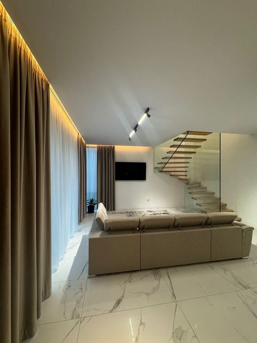 Vila inteligenta  prima închiriere ,Pipera