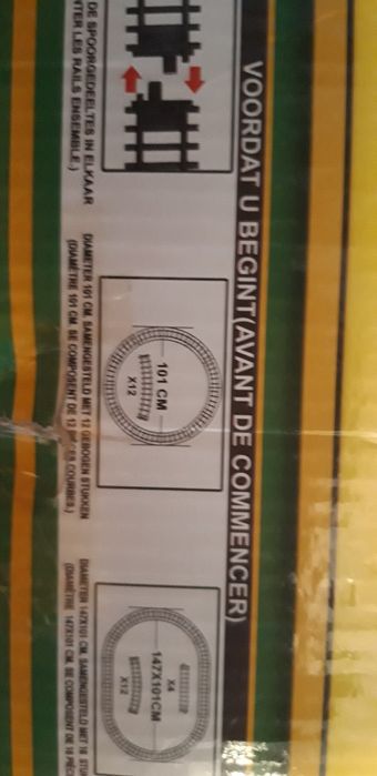 Vînd trenulet electric