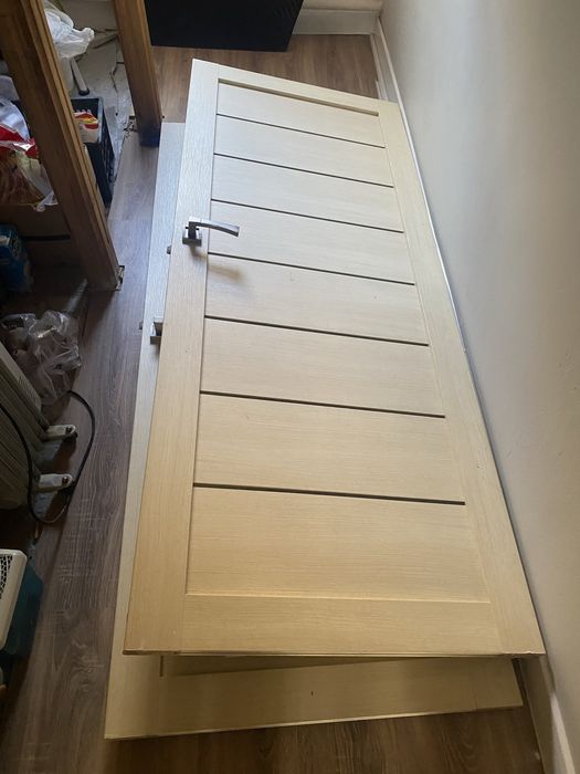 Ванный, раковина, унитаз, есік межкомнатный бу