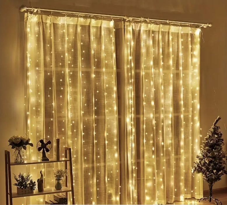 Светеща завеса 600 СИНИ led лампи 2х3м водоустойчива черен кабел