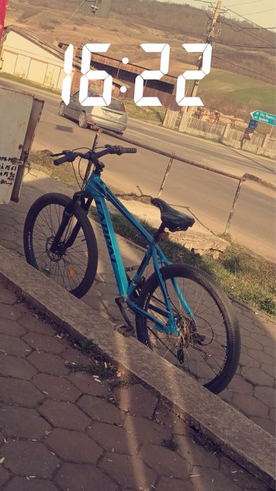 Vănd sau schimb cu telefon