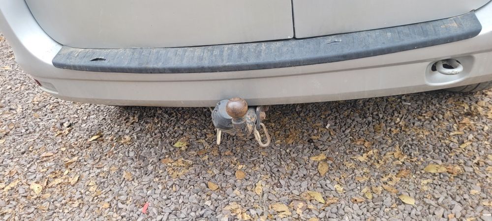 Продаётся фаркоп для Ларгус