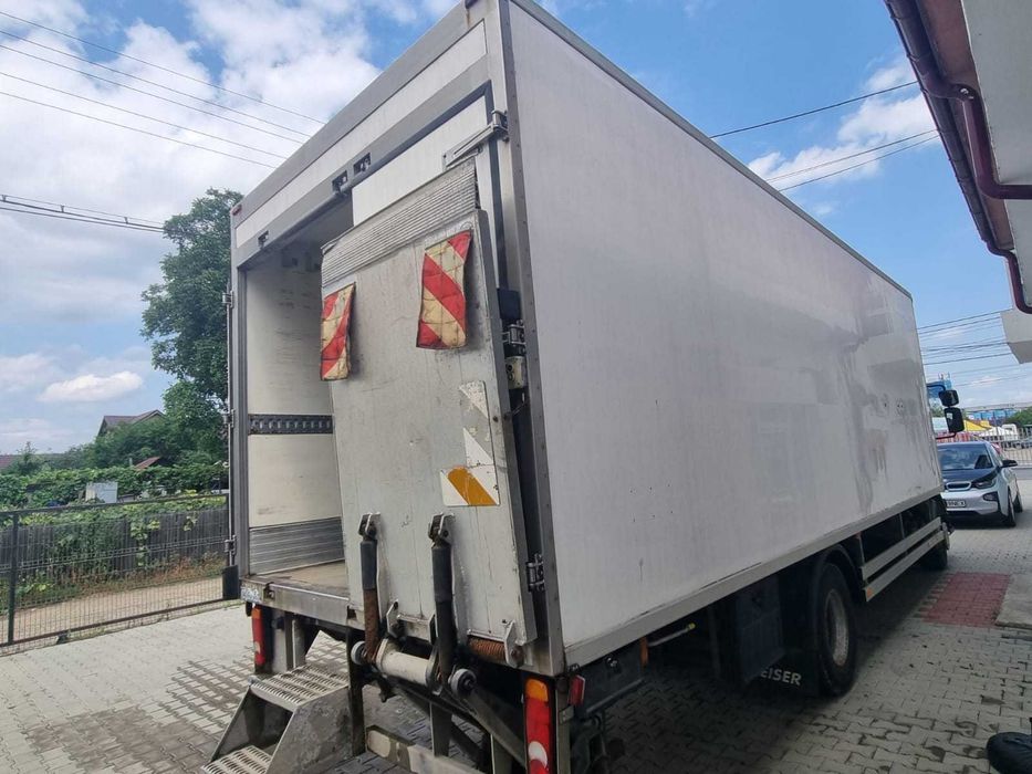 Renault Midlum240DXI FRIGORIFIC14tone