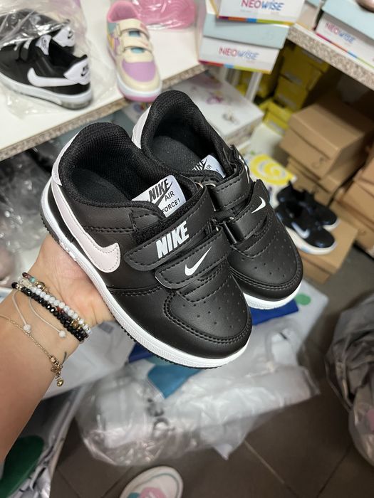 Светещи кецове 22,23,24,25,26,27,28,29,30