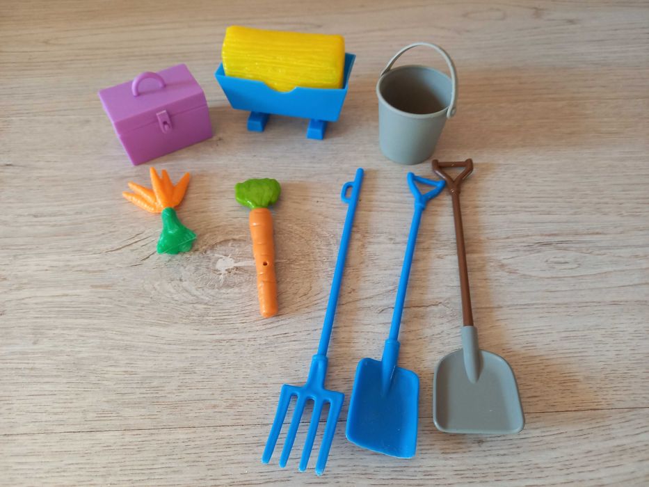 Seturi Barbie surori Chelsea, Stacie, dulap accesorii, doctor papusa