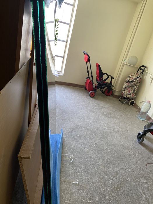 Vand geam Qfort in stare impecabila