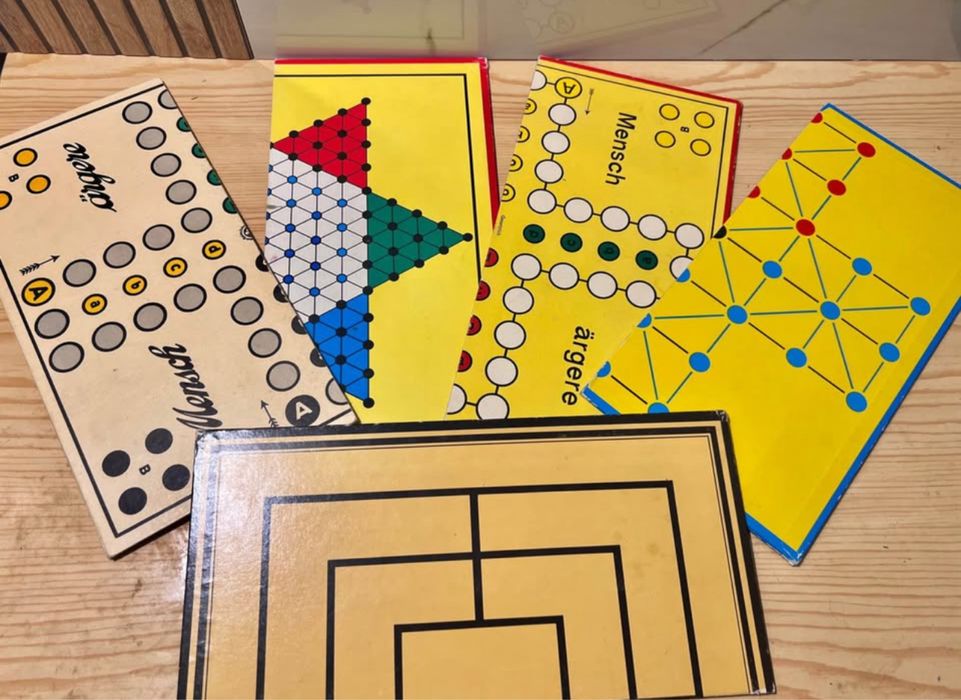 Set jocuri clasice in cutie de lemn - 6 jocuri in 1.