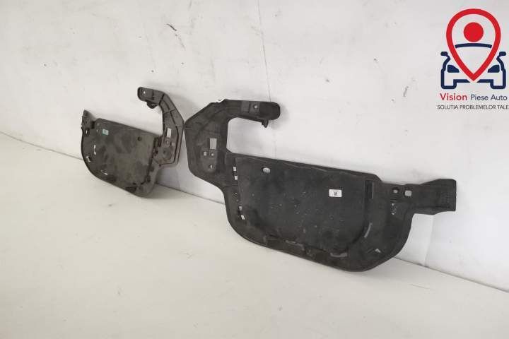 Grila Proiector Laterala Stanga Originala In Stare Buna Land Rover  Ra