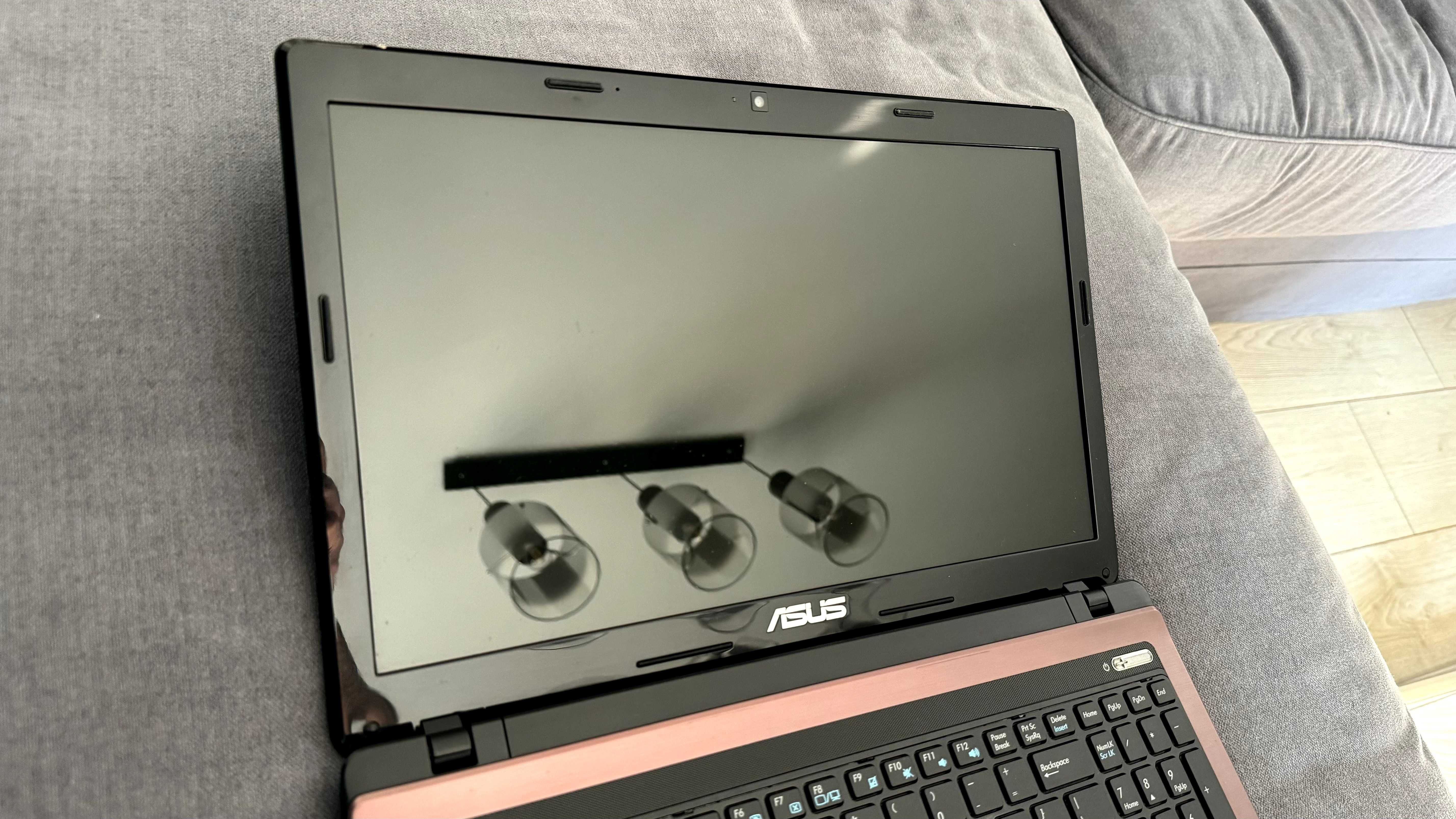 Laptop Asus 15,6" K53SV-SX126, Intel Core i5-2410M, NVIDIA GT 540M